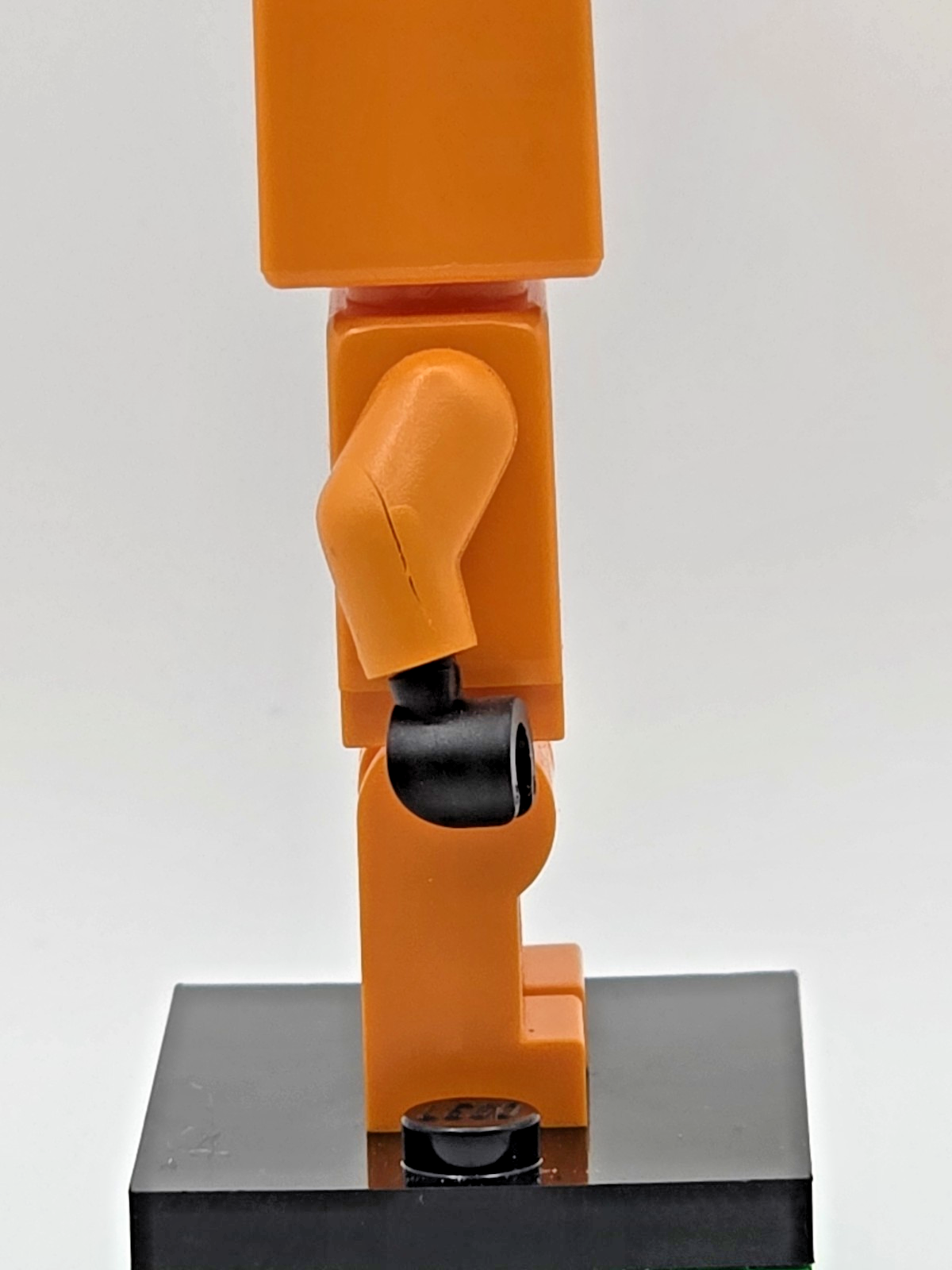 LEGO Minifigure Minecraft Fox Skin (MIN110) Arm Crack