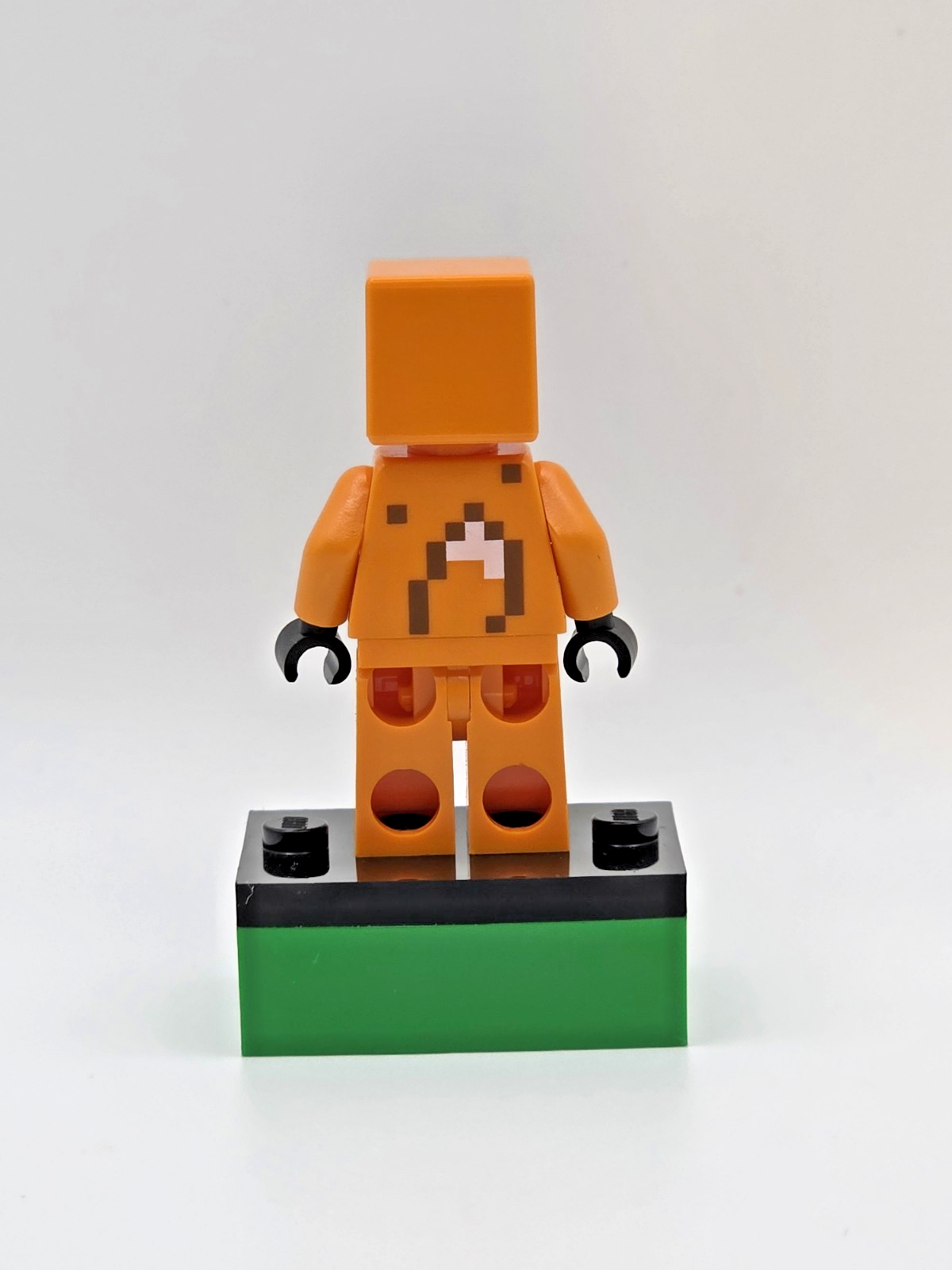 LEGO Minifigure Minecraft Fox Skin (MIN110) Arm Crack