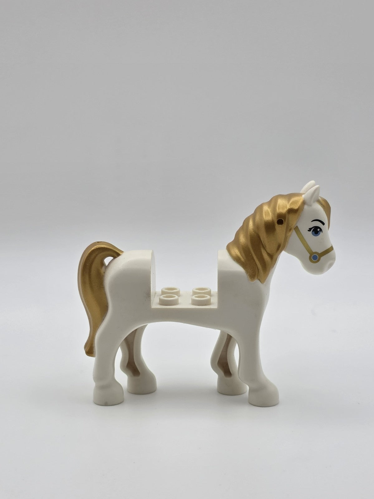 LEGO Disney White Horse Med Blue Eyes Gold Mane Tail Cinderella (93083c01pb15)
