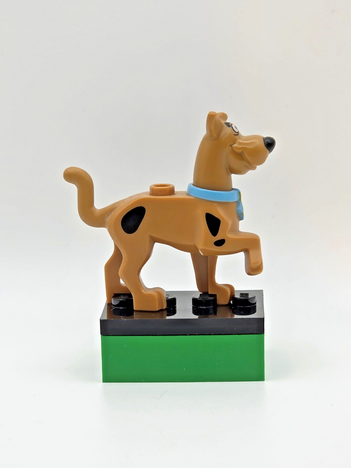 LEGO Minifigure Scooby-Doo Dog Walking Great Dane Animal 21042pb01c01