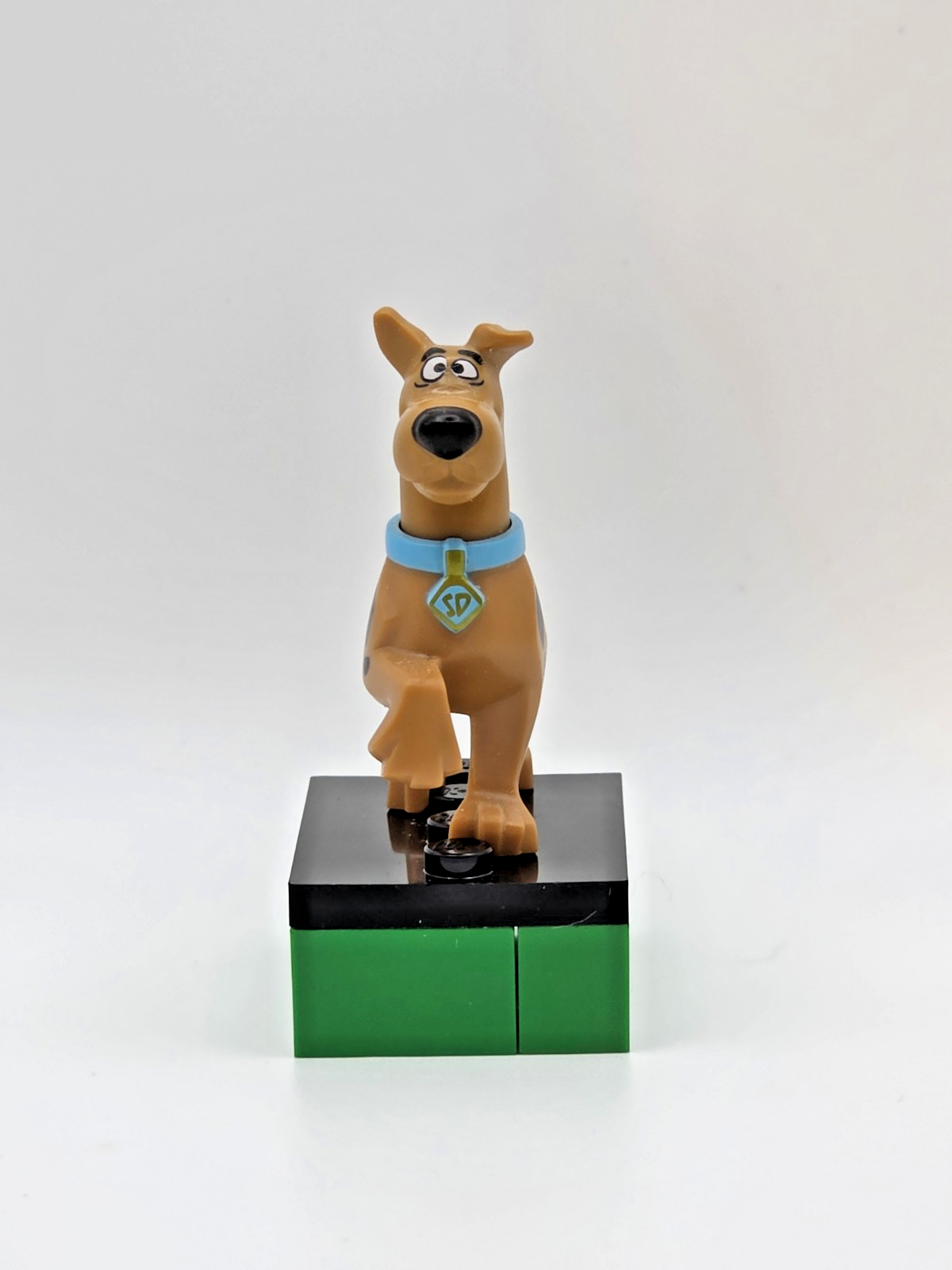LEGO Minifigure Scooby-Doo Dog Walking Great Dane Animal 21042pb01c01