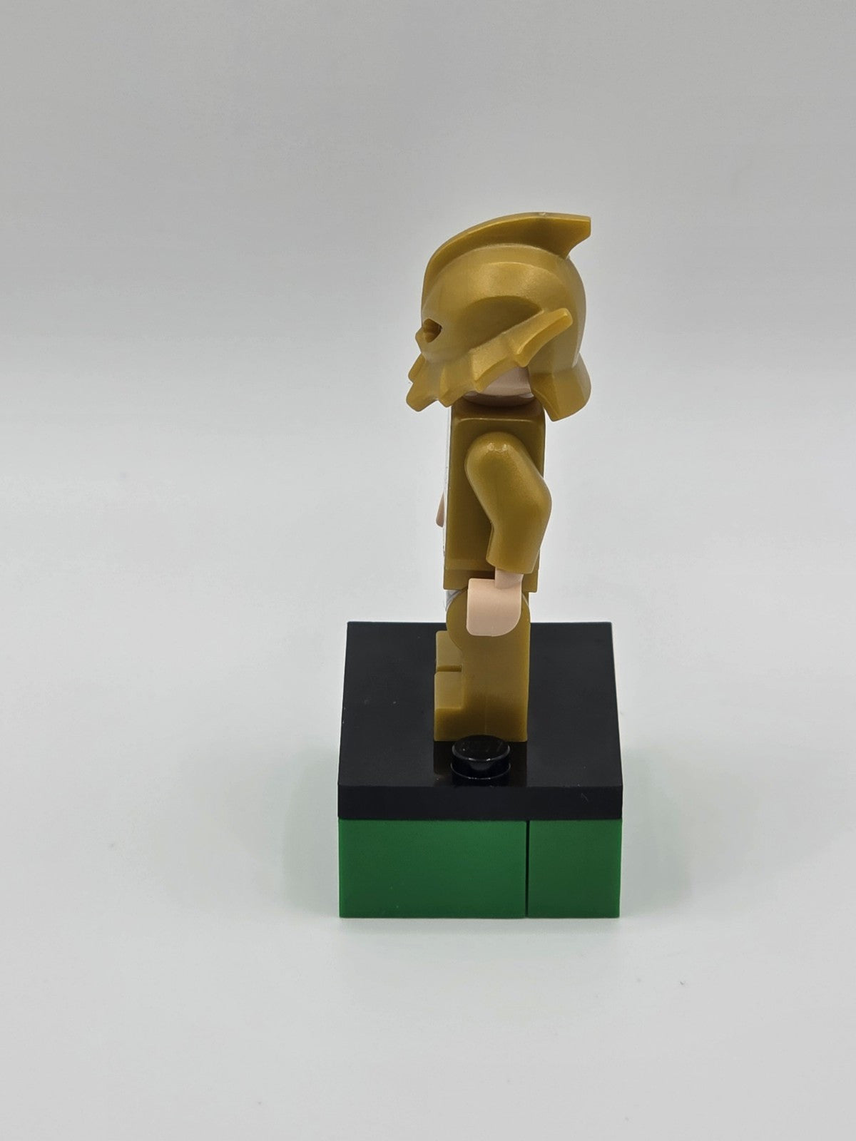 LEGO Minifigure Atlantean Guard Angry Expression SH0430 DC Comics Justice League
