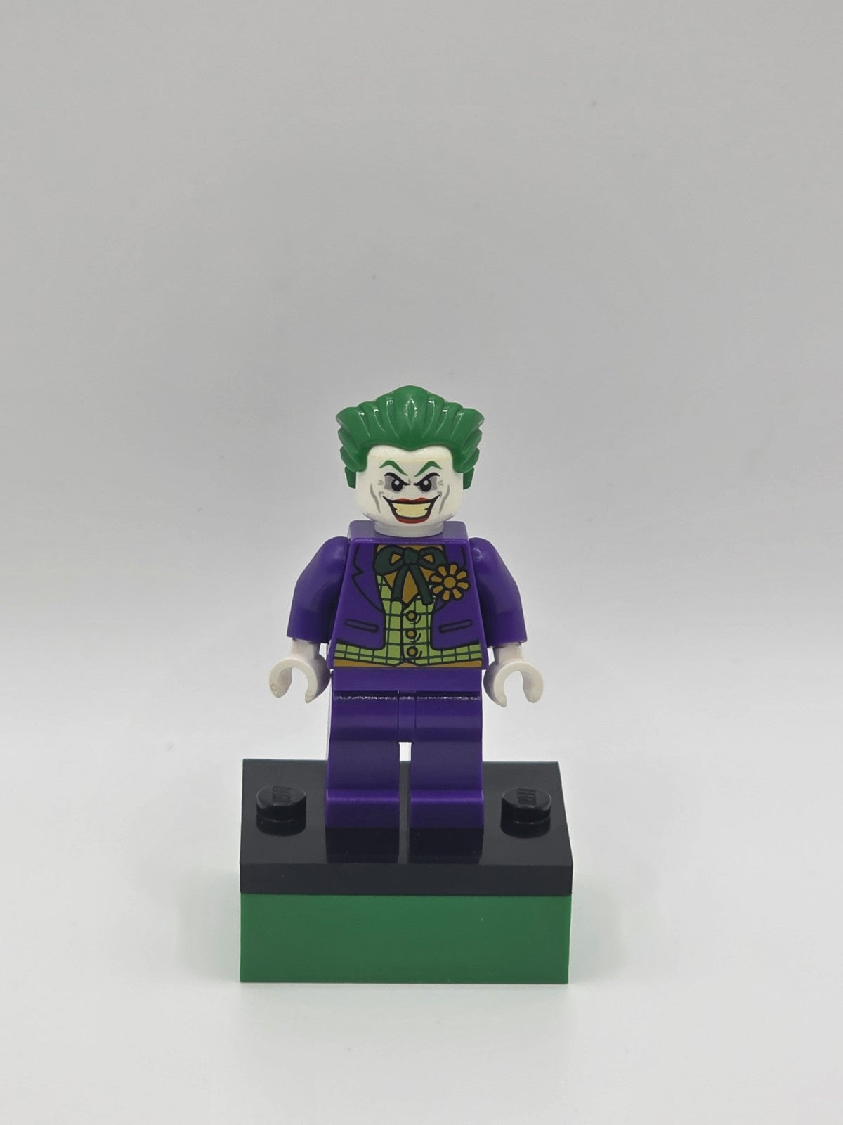LEGO Minifigure The Joker - Lime Vest SH0005 DC Comics Batman Super Heroes