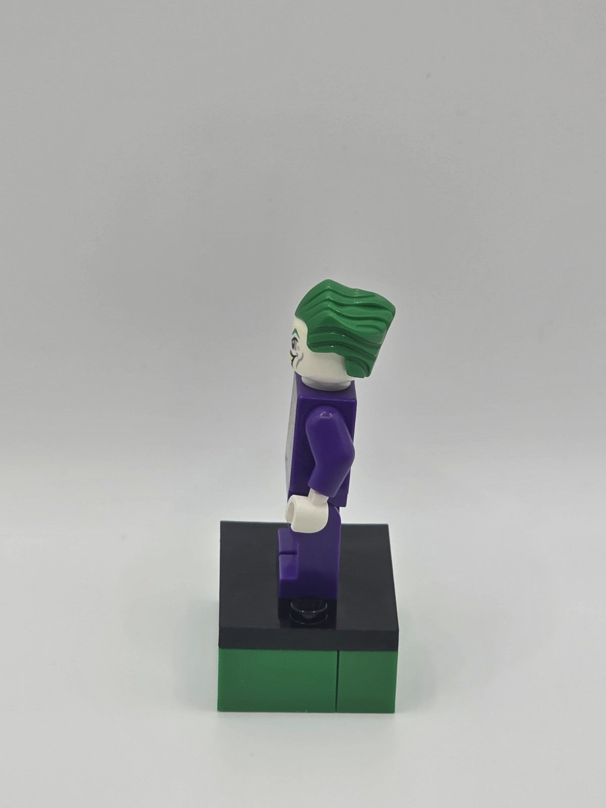 LEGO Minifigure The Joker - Lime Vest SH0005 DC Comics Batman Super Heroes