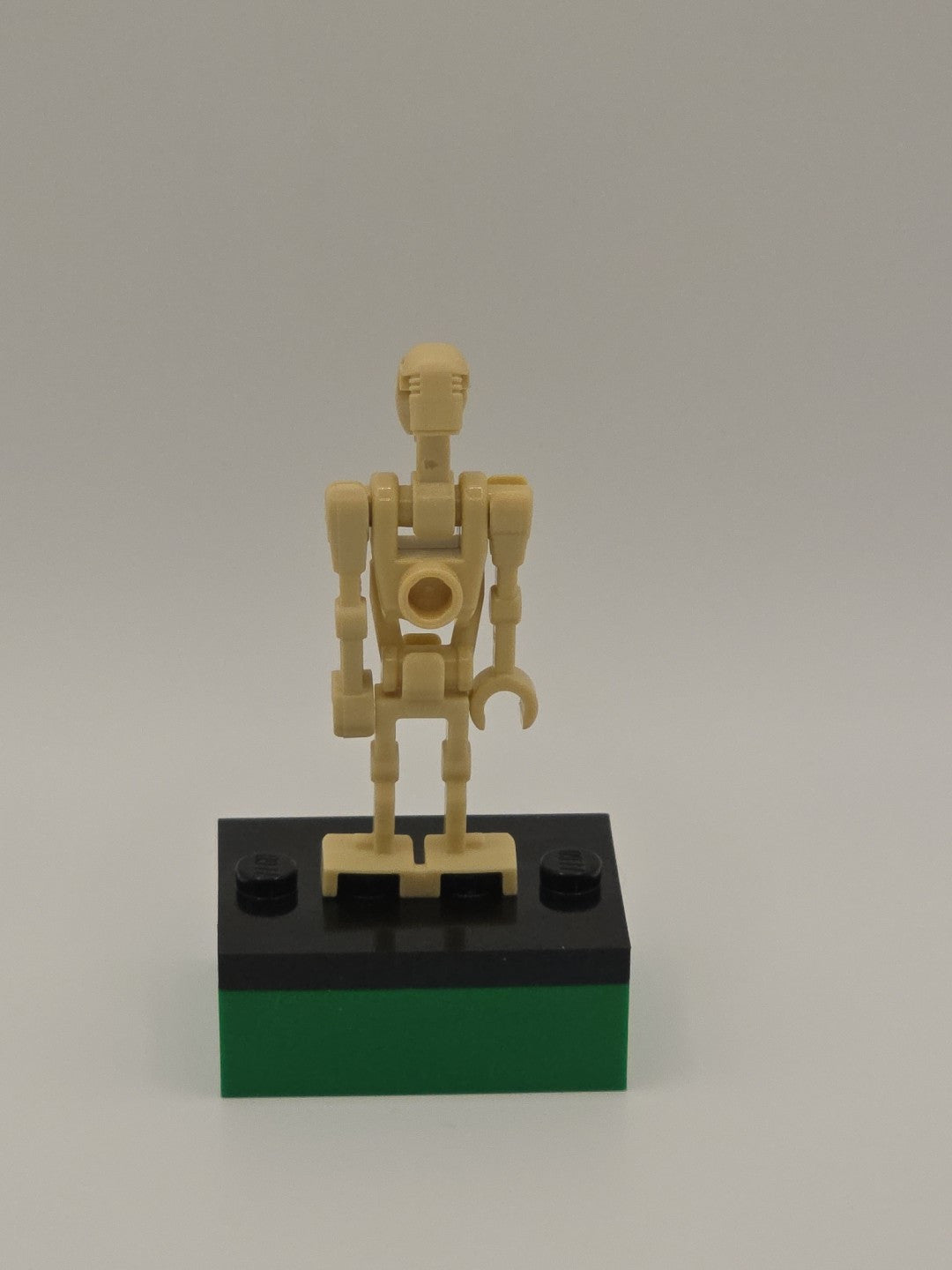 LEGO Star Wars Battle Droid B1 Minifigure Tan SW0001c