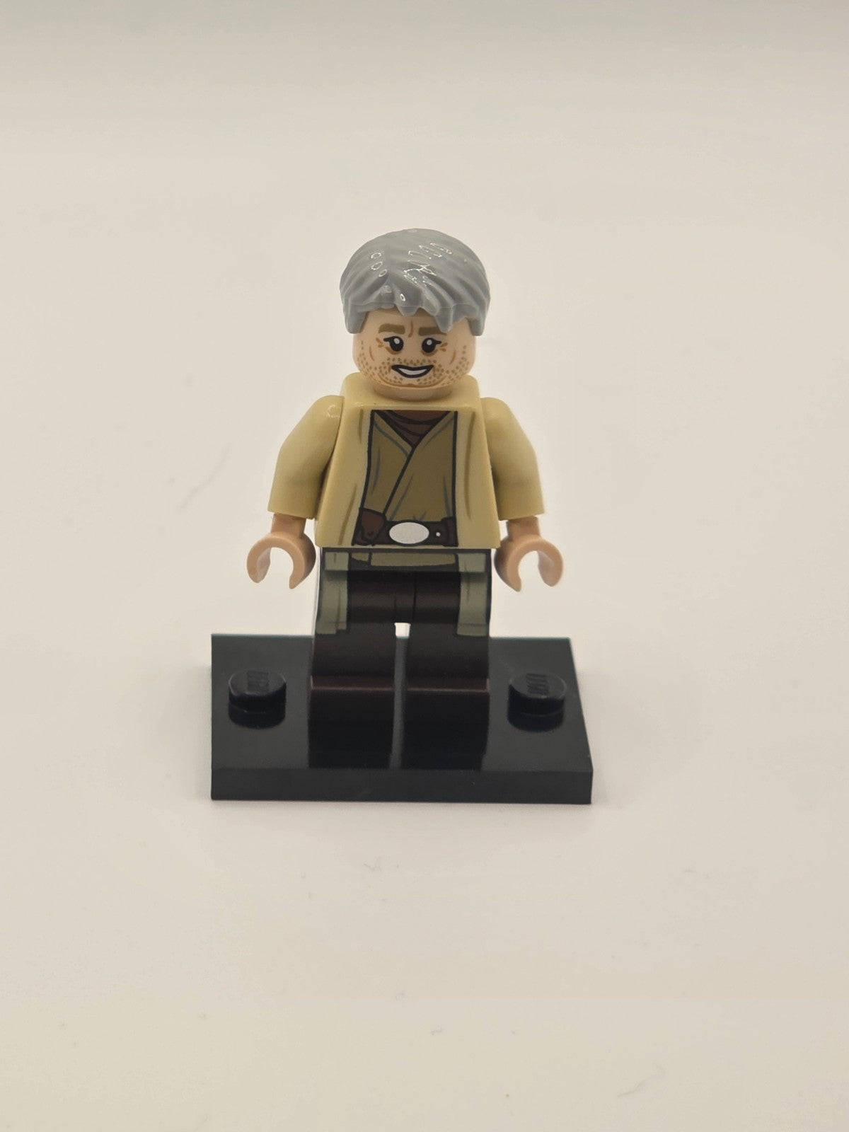 Lego Star Wars Uncle Owen Lars Minifigure Authentic 75059 Sandcrawler sw0559