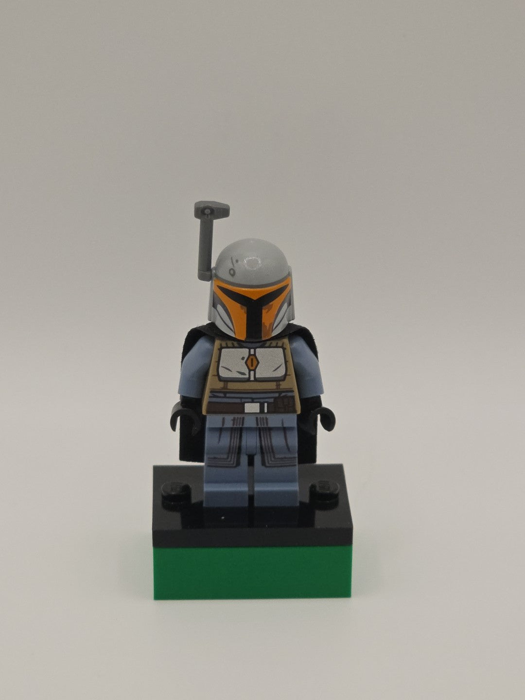 LEGO Star Wars Minifigure - Mandalorian Tribe Warrior (sw1077)