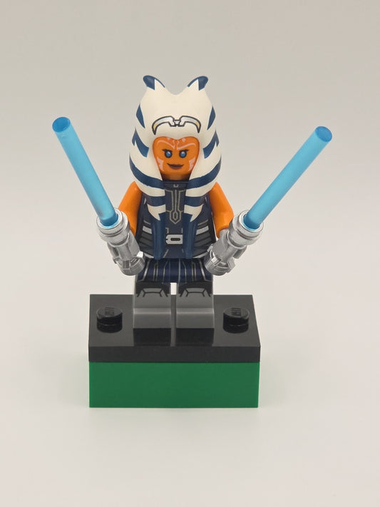 LEGO Star Wars Minifigure - Ahsoka Tano (Adult) - Dark Blue Jumpsuit (SW1096)