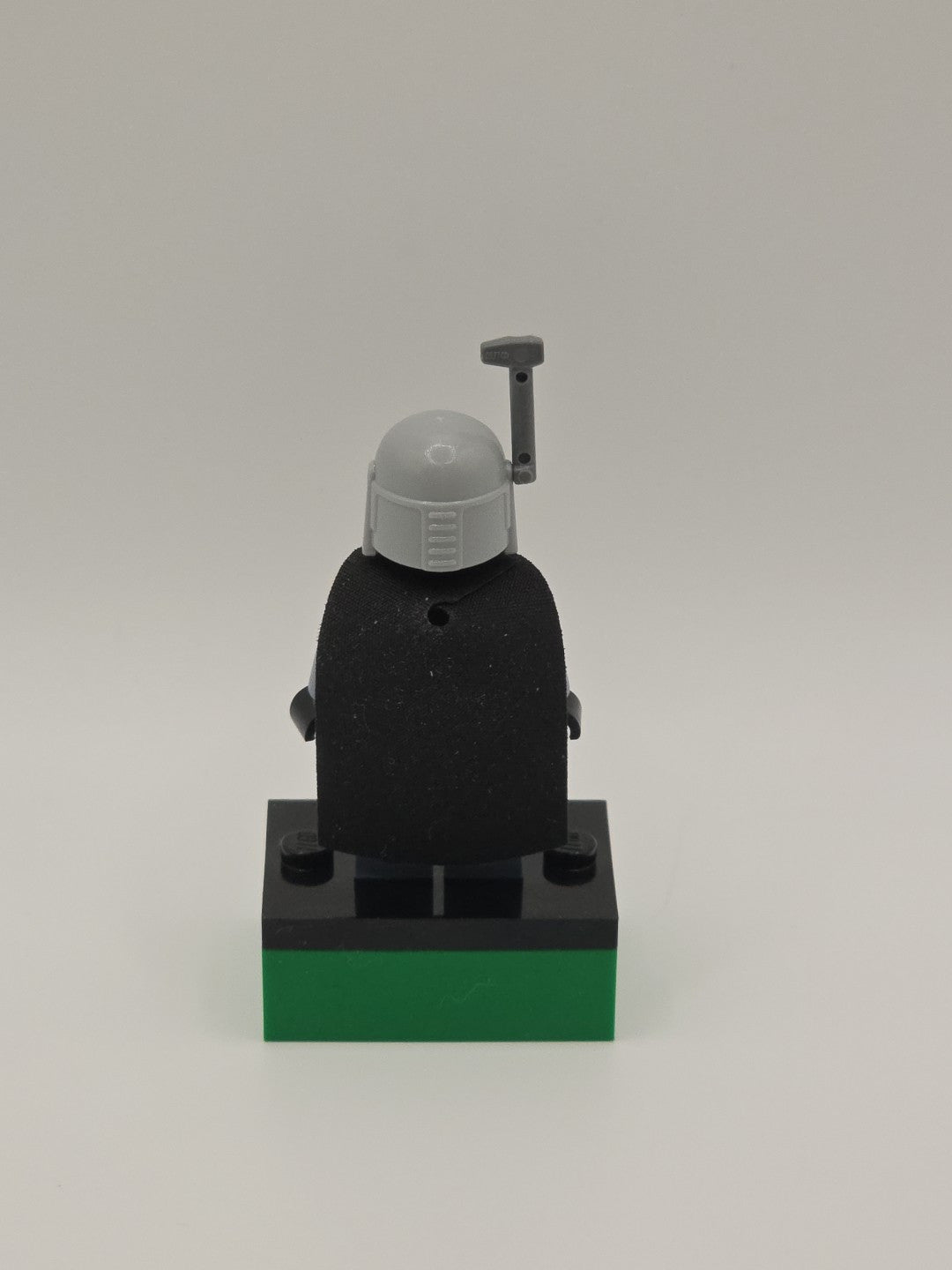 LEGO Star Wars Minifigure - Mandalorian Tribe Warrior (sw1077)