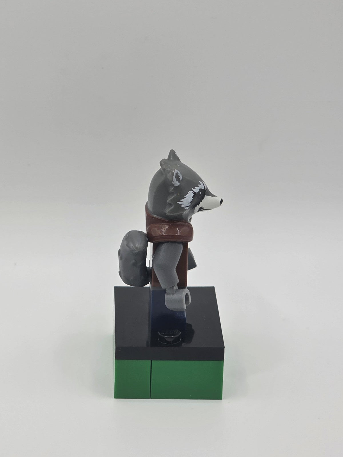 LEGO Minifigure Rocket Raccoon Dark Blue and Reddish Brown Outfit SH0384